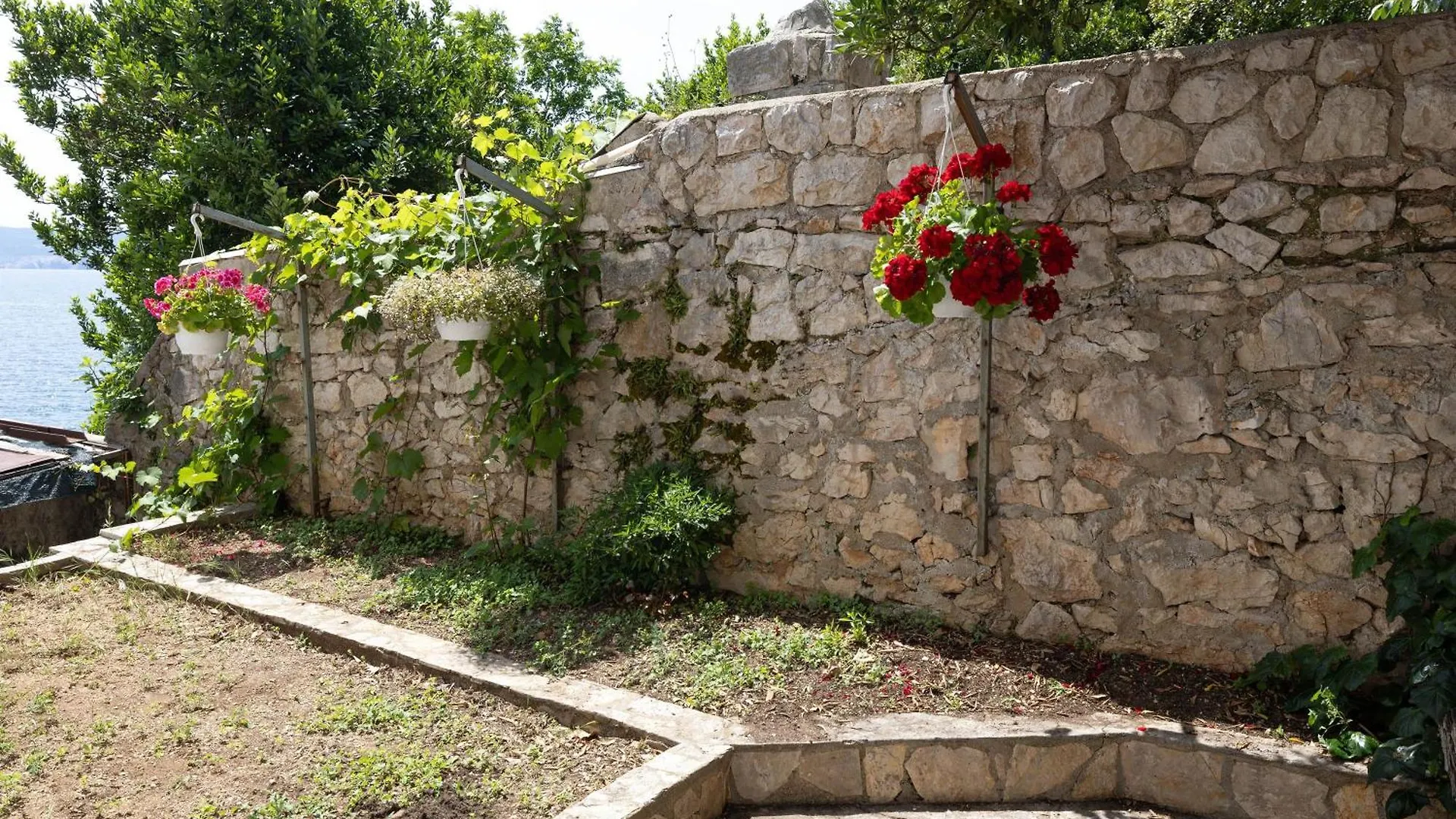 Apartment Apartman Alma Novi Vinodolski Croatia
