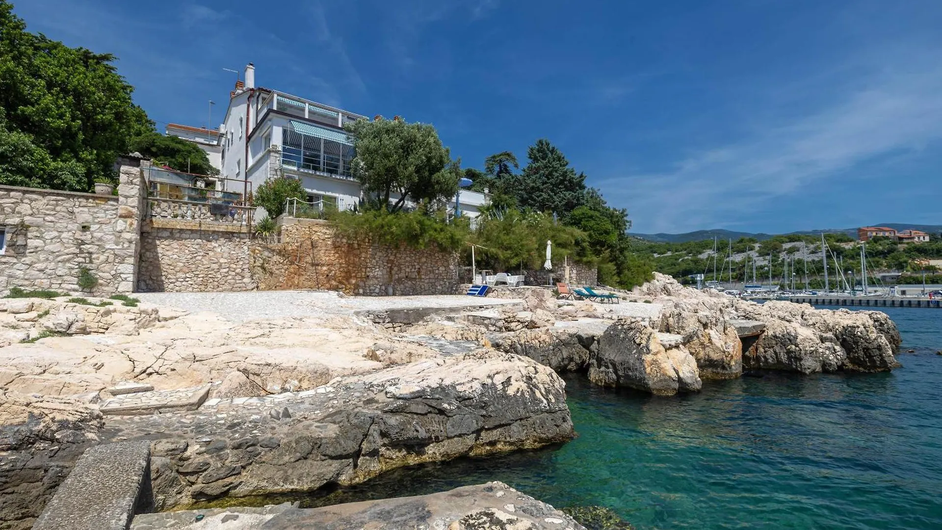 Apartment Apartman Alma Novi Vinodolski